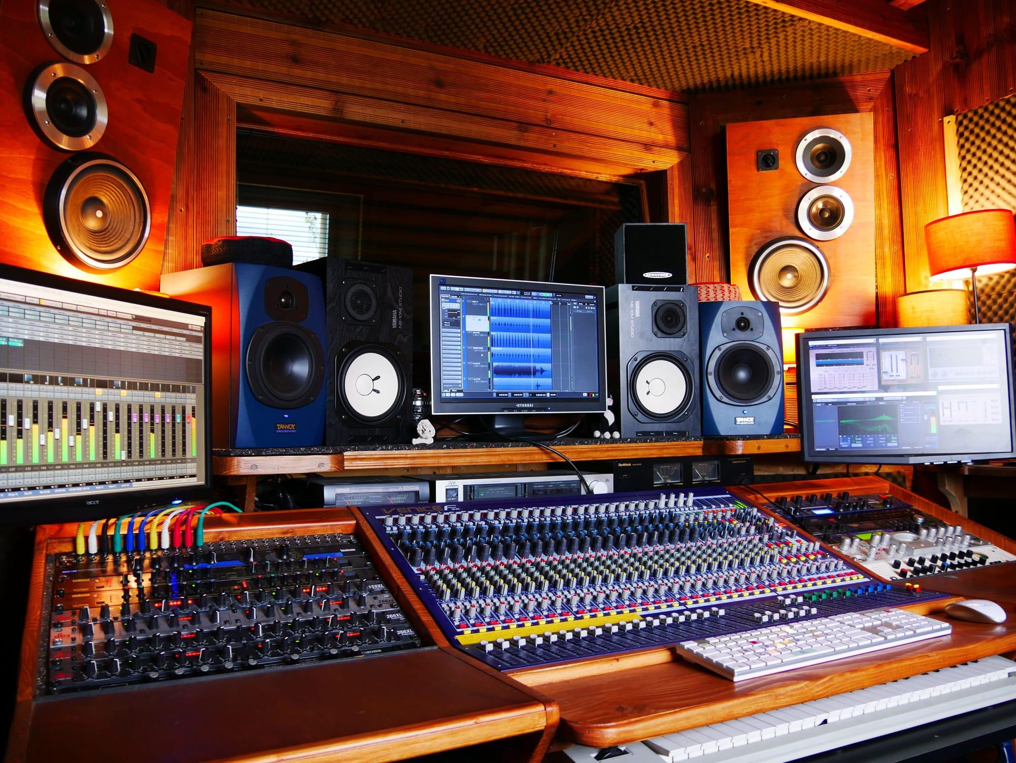 Acoustic studio treatment and sound engineering